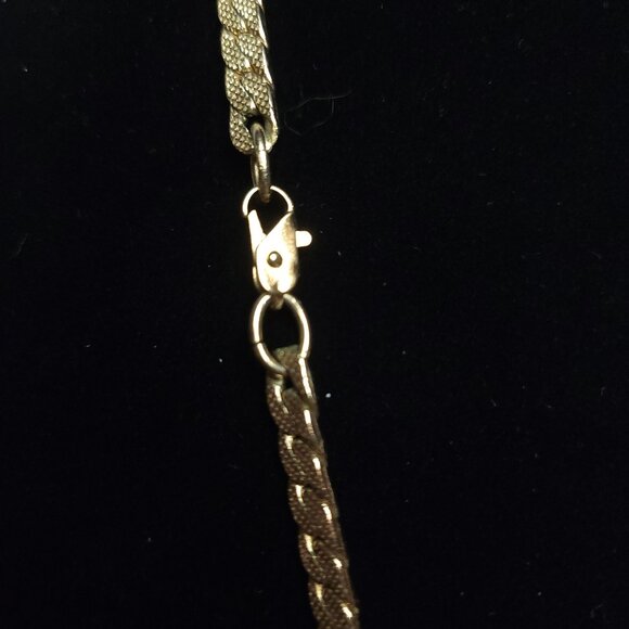 Gold Tone Reversable Necklace - Picture 3 of 8